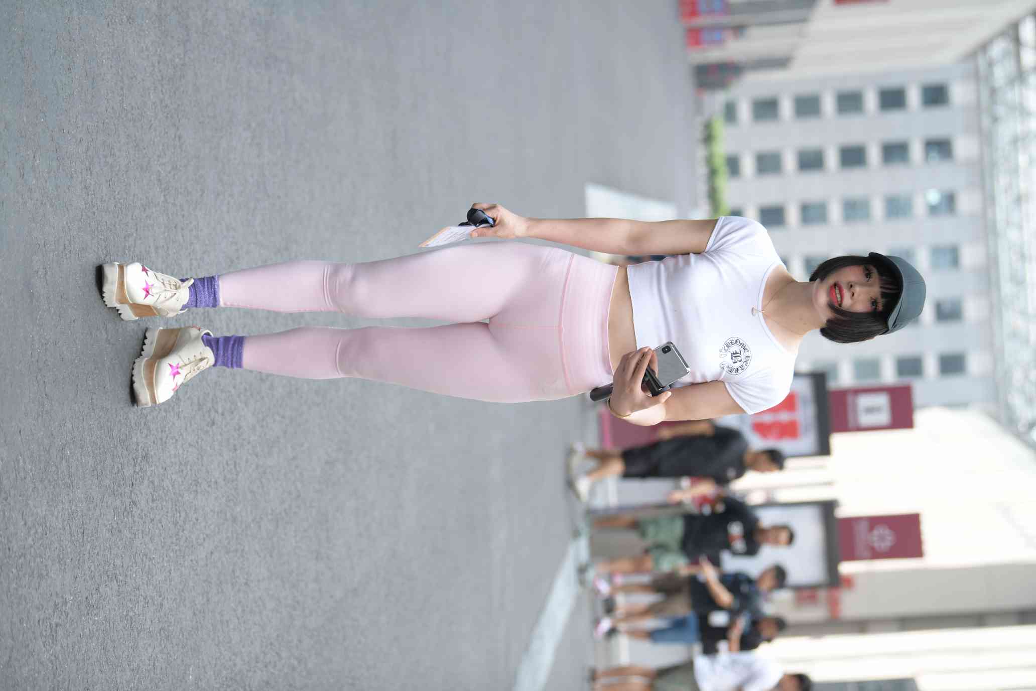 图片[2]-短发鸭舌帽时尚女生【102P】04022-佳丽图库