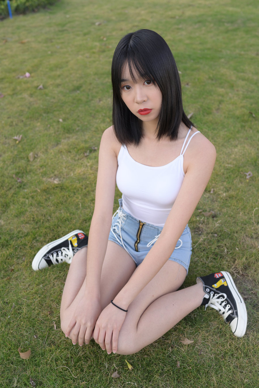 J0902 486P18V-15.3GB-佳丽图库