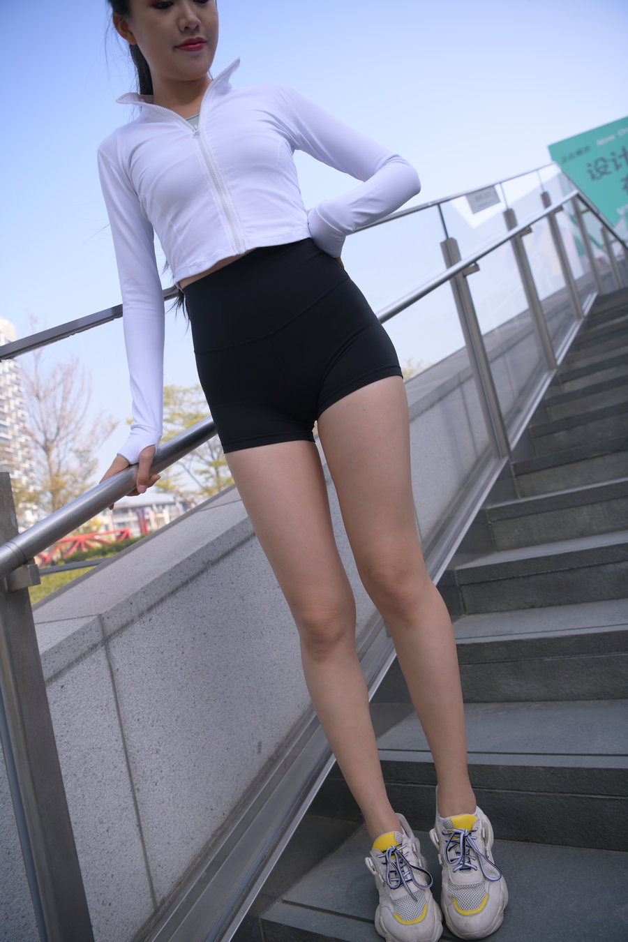 J1460 1222P1V-33.7GB-佳丽图库