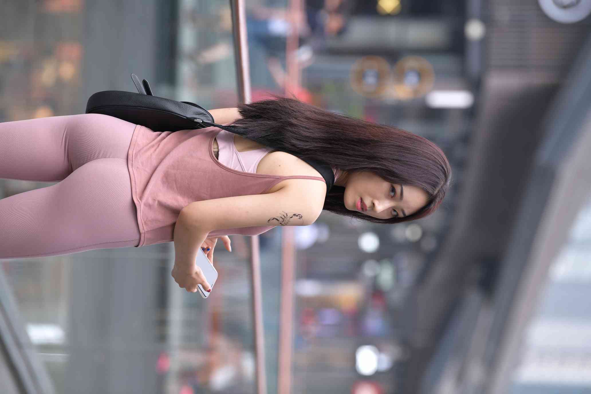 图片[2]-特别哇塞的瑜伽裤女人【217P】04018-佳丽图库
