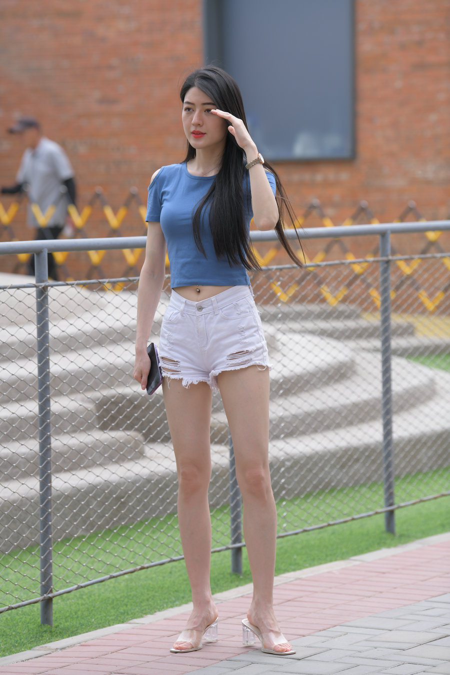 J3402 570P-11.4GB-佳丽图库