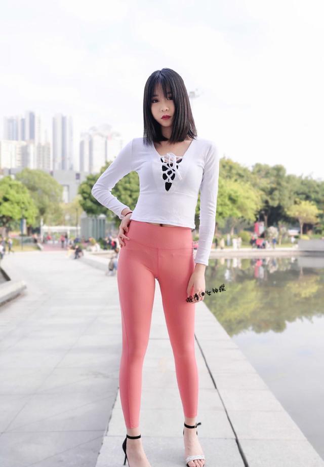 图片[2]-粉色瑜伽裤年轻女孩 J1311 417P17V-14.9GB-佳丽图库