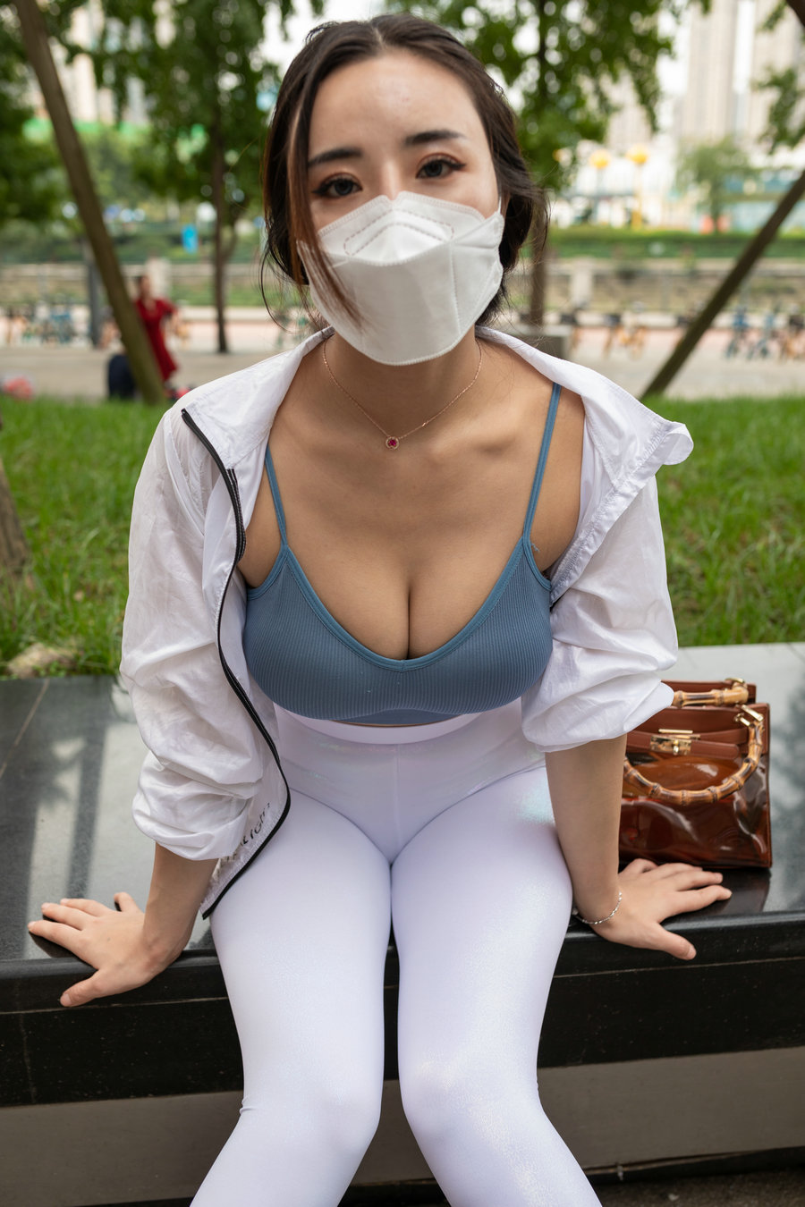 白色瑜伽裤女孩很漂亮 J1518 856P4V-30.0GB-佳丽图库