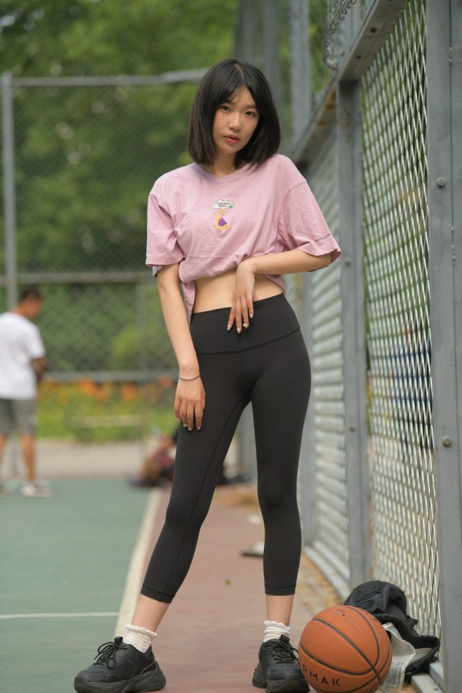 图片[3]-穿瑜伽裤打篮球的大三女孩J2198 463P1V-18.6GB-佳丽图库