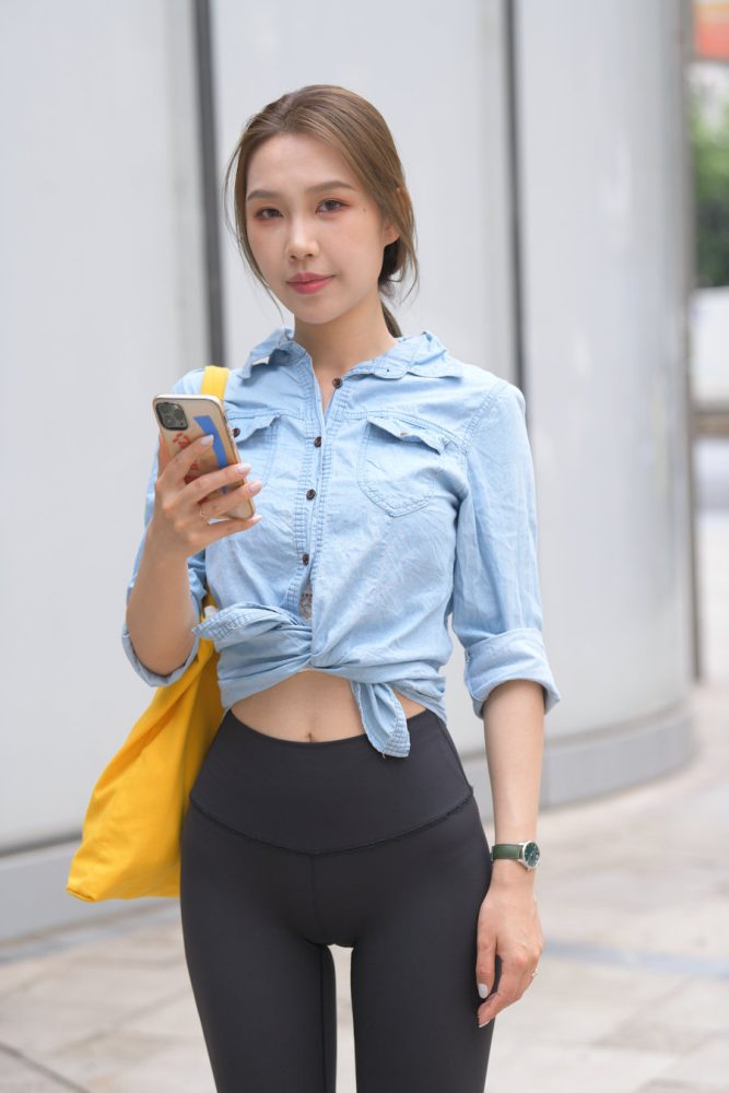 非常漂亮的瑜伽裤女孩J1990 733P1V-27.9GB-佳丽图库