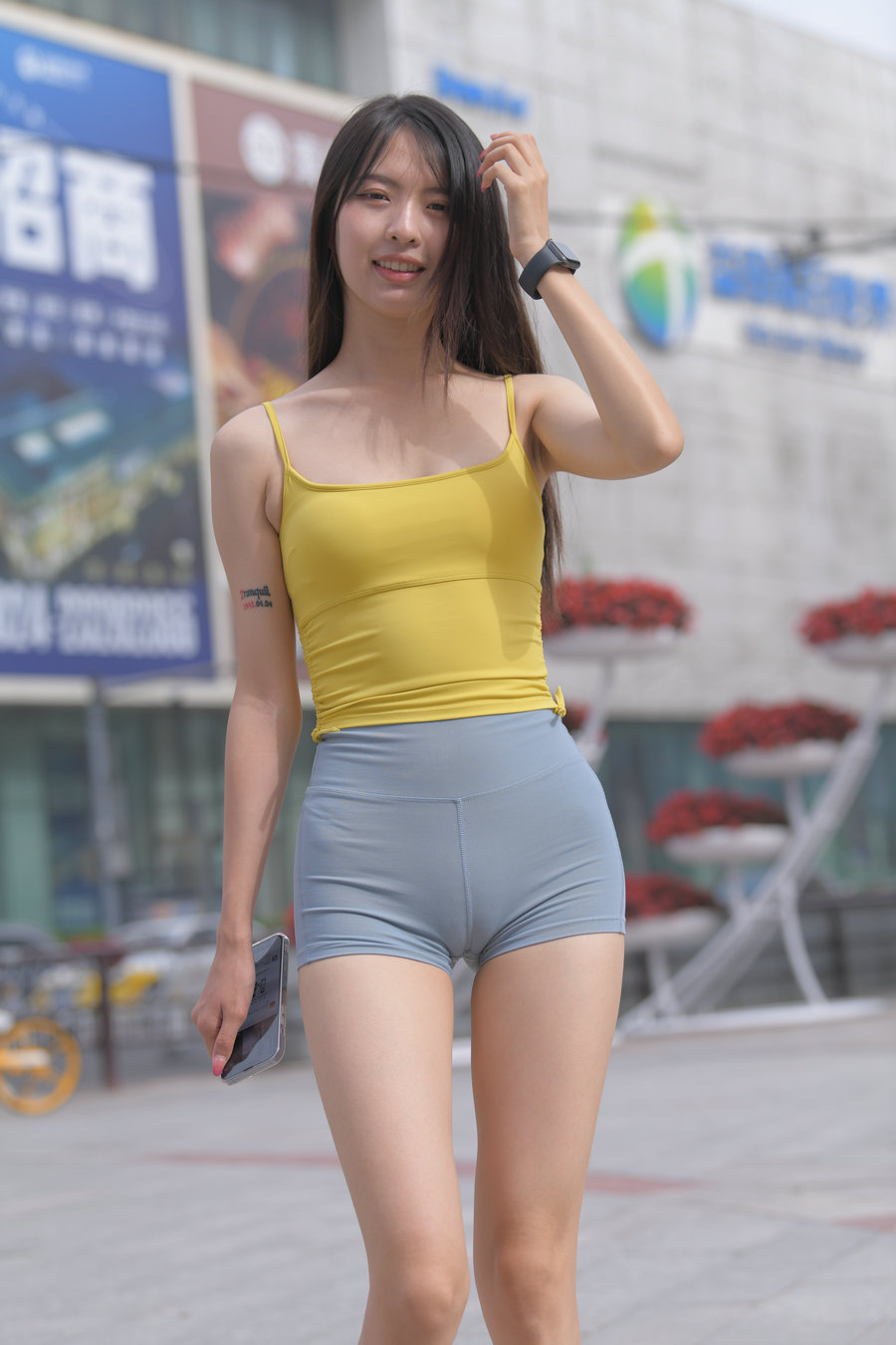 J3267 896P-18.3GB-佳丽图库