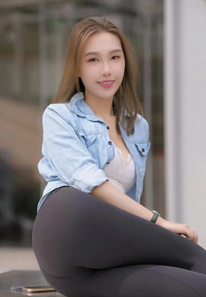 图片[2]-非常漂亮的瑜伽裤女孩J1990 733P1V-27.9GB-佳丽图库