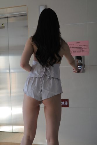 图片[4]-非常有女人味的热裤姑娘【228P】0007-佳丽图库