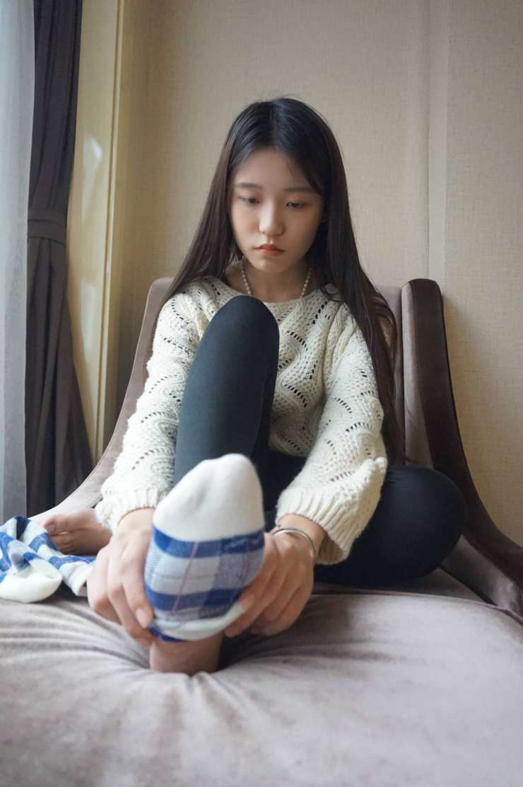 图片[5]-眼神很清澈的赤脚女孩【59P】20020-佳丽图库