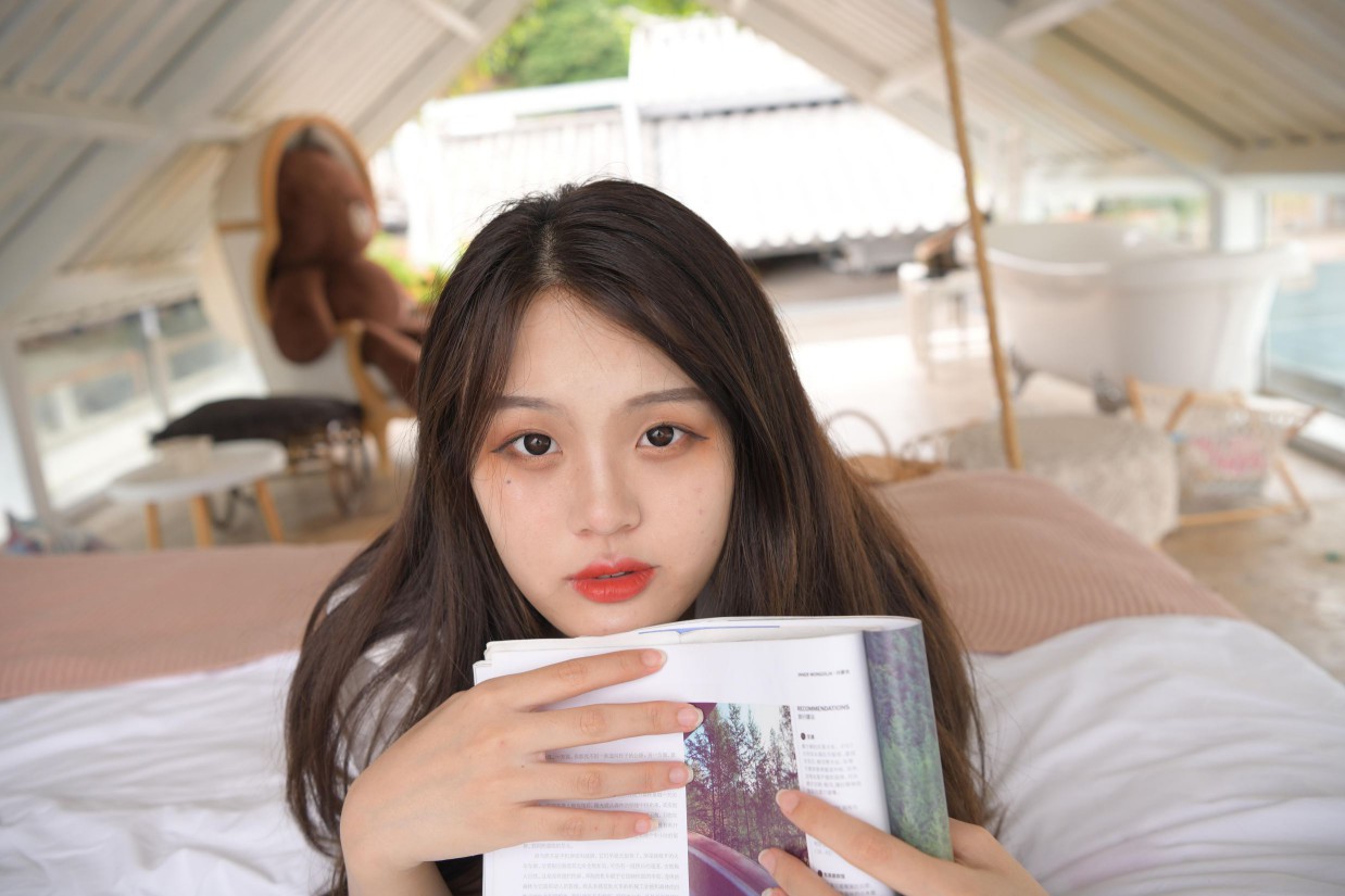 图片[6]-紧身牛仔短裤的南方姑娘【141P】00034-佳丽图库