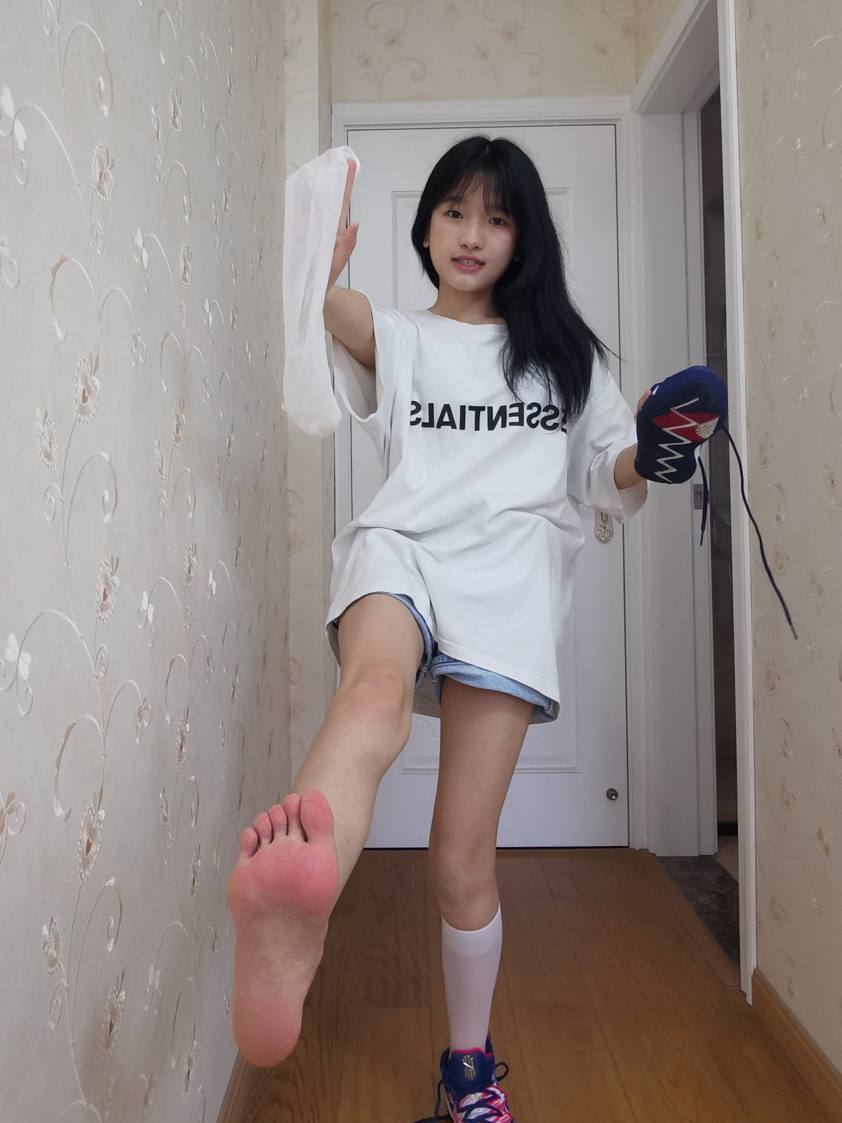 调皮的白袜女孩【149P】20017-佳丽图库