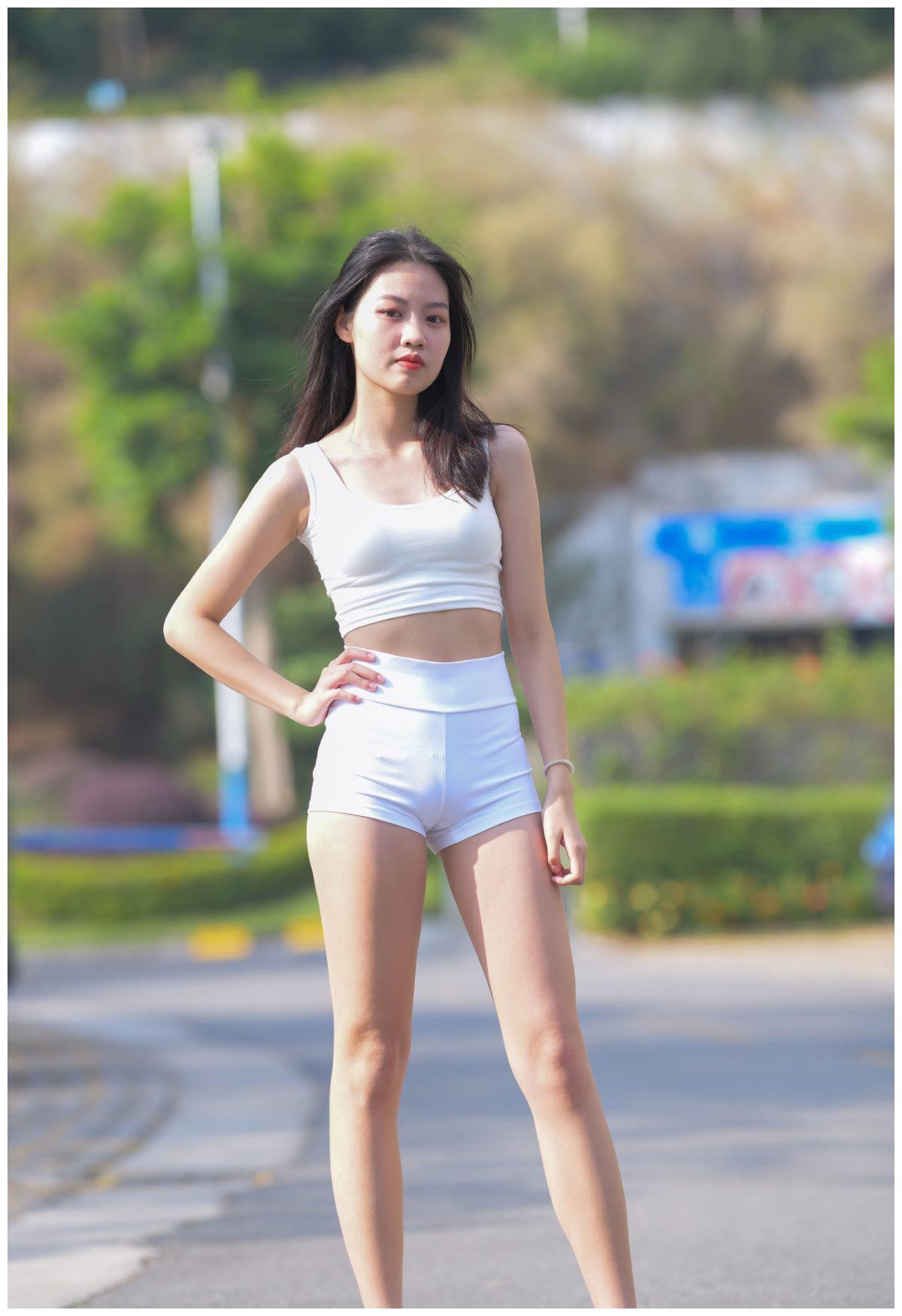 J1120 459P2V-14.8GB-佳丽图库