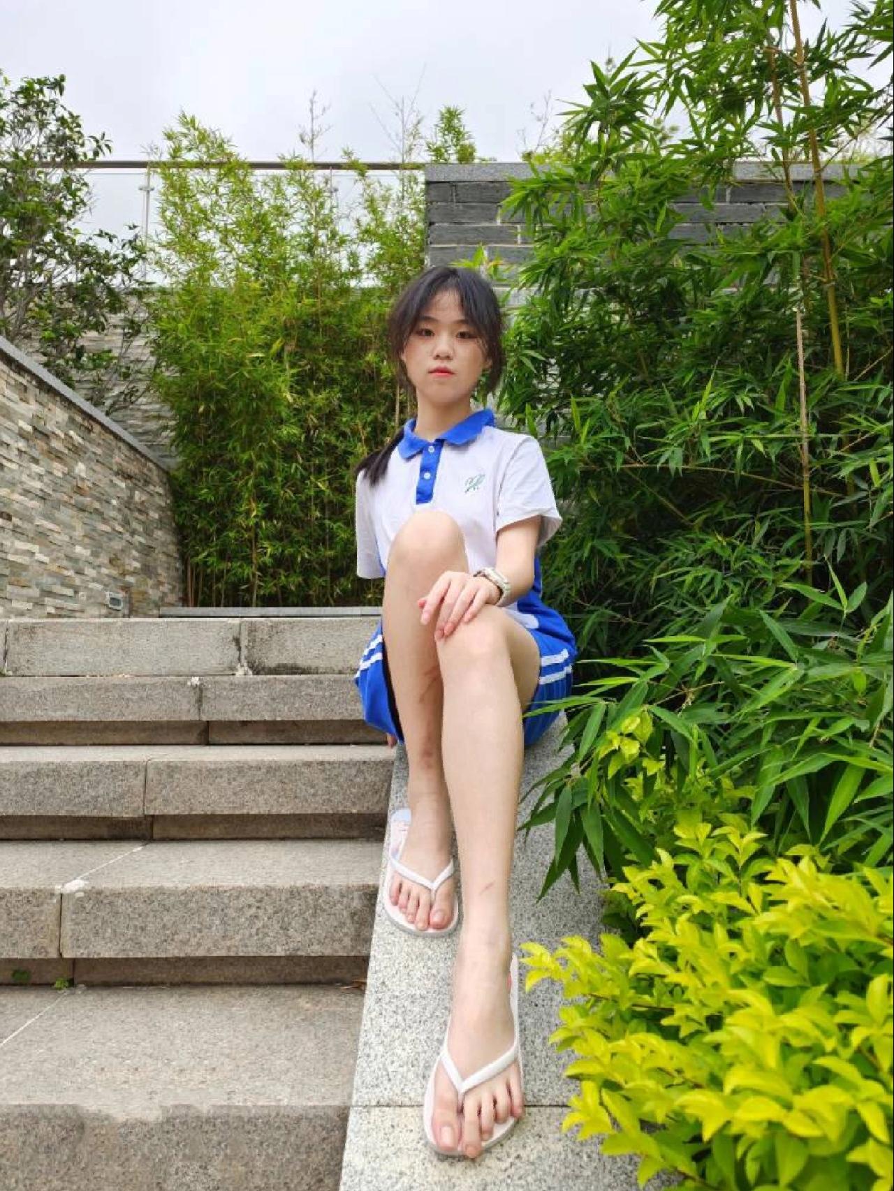 图片[4]-穿校服非常清纯的小姑娘【49P】20003-佳丽图库