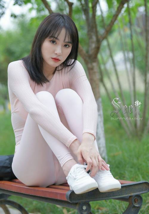 图片[2]-粉粉的瑜伽裤女孩太可爱了 J2090 854P1V-30.4GB-佳丽图库