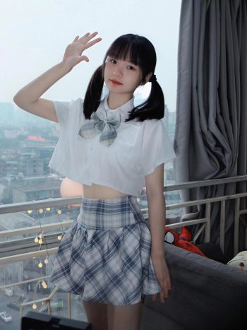图片[6]-网格丝袜的清纯双马尾小姑娘-佳丽图库